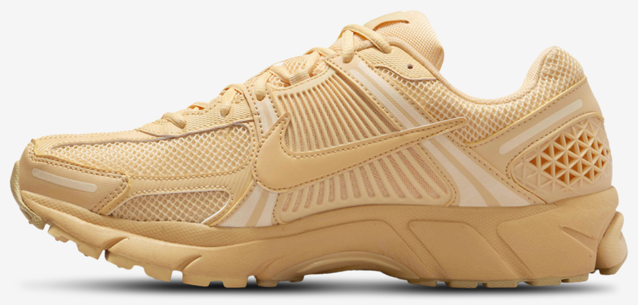 Nike Vomero 5 Image 2 of 5. Tap to open photo gallery.
