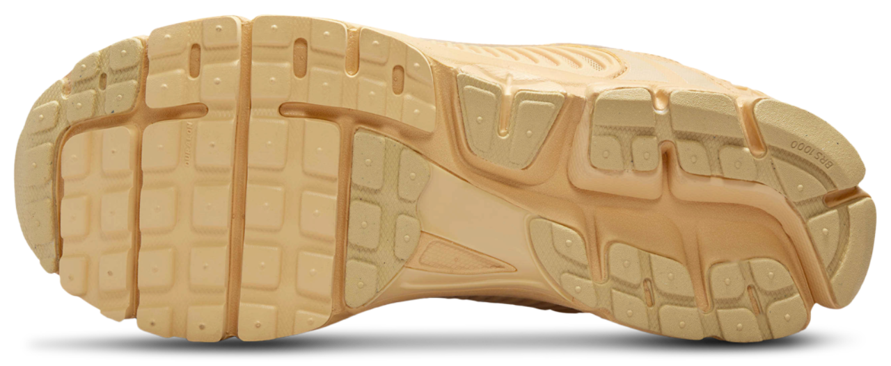 Nike Vomero 5 Image 5 of 5. Tap to open photo gallery.