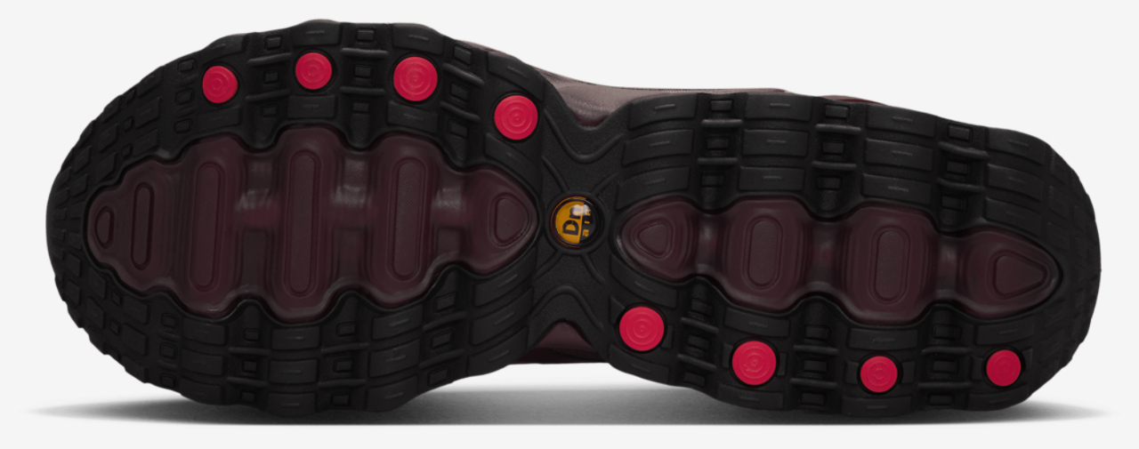 Nike Air Max DN8 Image 5 of 5. Tap to open photo gallery.