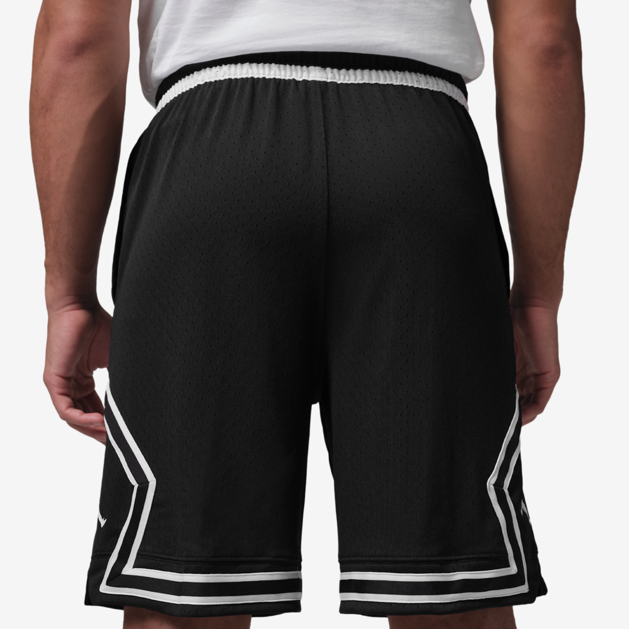 Jordan Dri-FIT SPT 9" Diamond Shorts Image 2 of 4. Tap to open photo gallery.