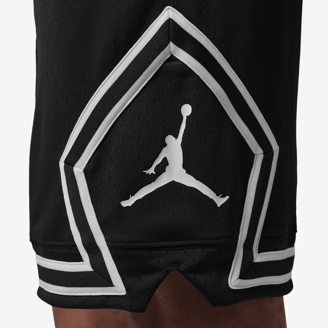 Jordan Dri-FIT SPT 9" Diamond Shorts Image 4 of 4. Tap to open photo gallery.