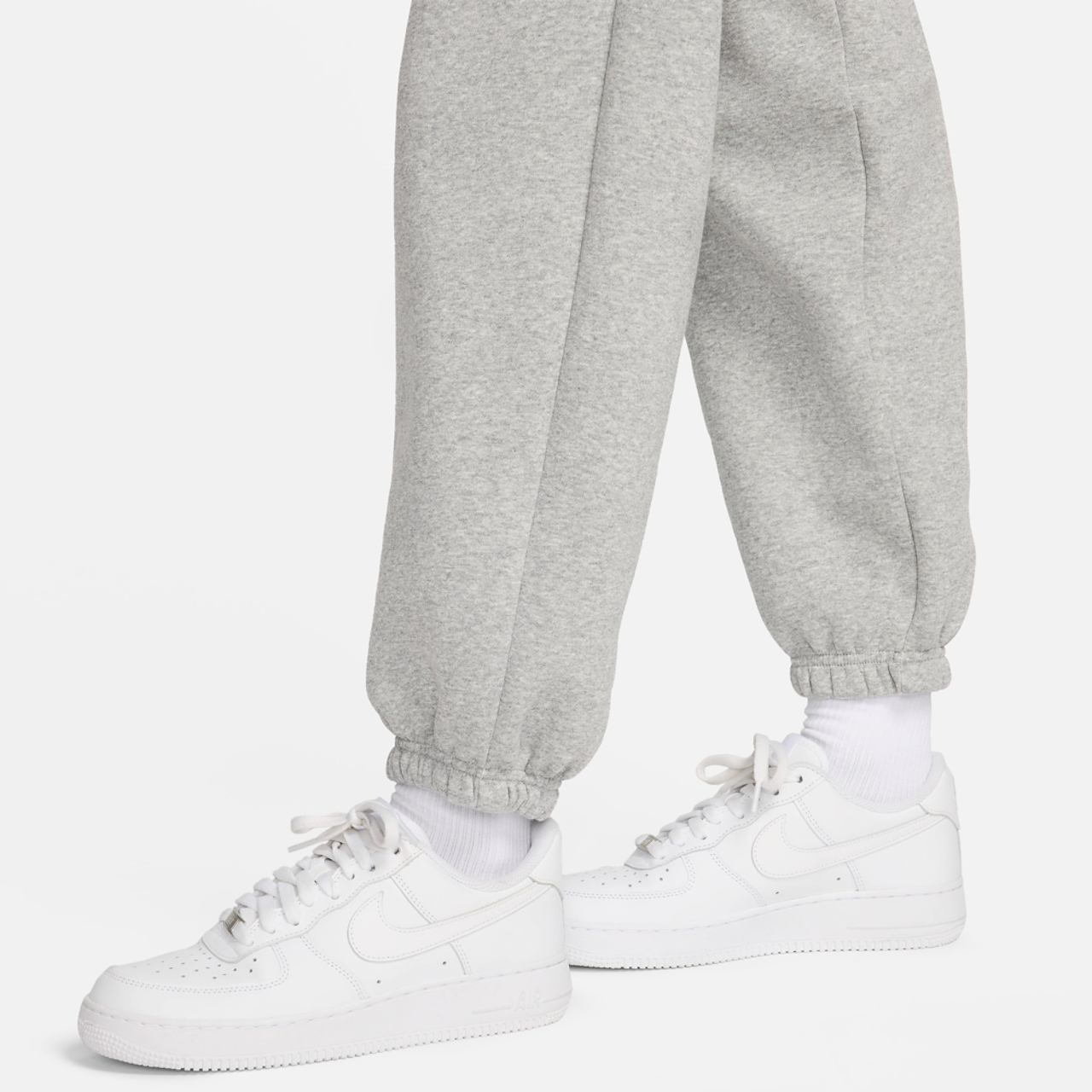 Nike Phoenix HR OS Pants Image 6 of 7. Tap to open photo gallery.