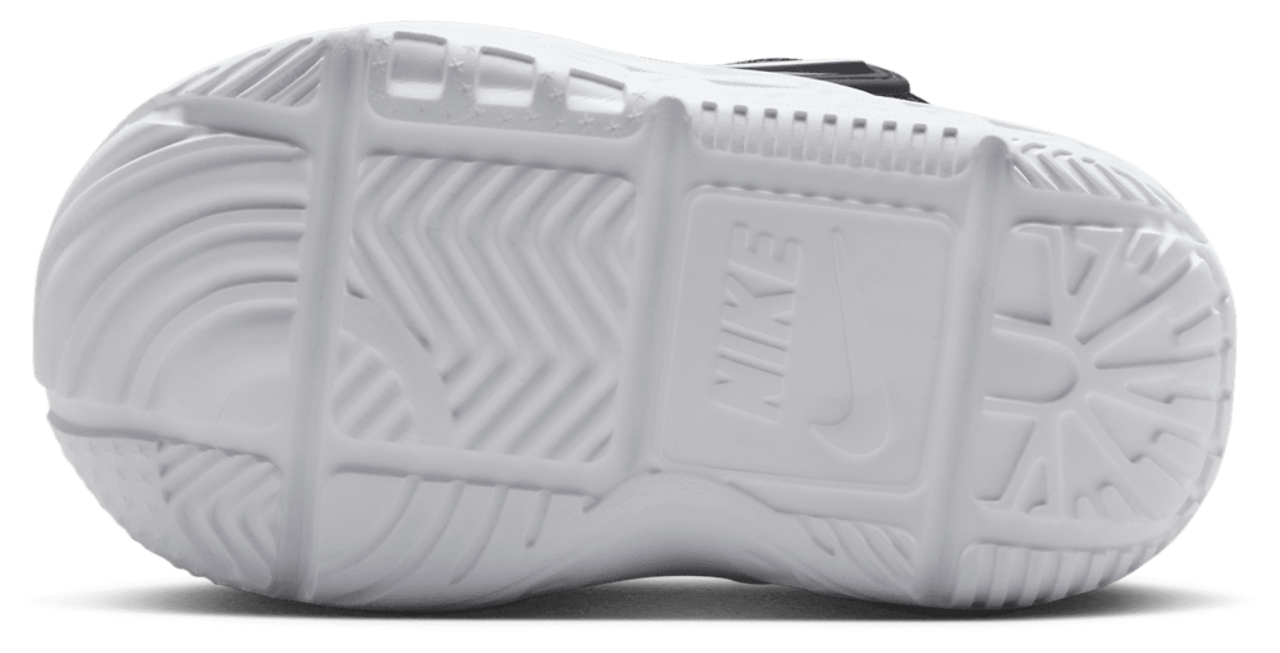 Nike Team Hustle D 12 Image 5 of 5. Tap to open photo gallery.