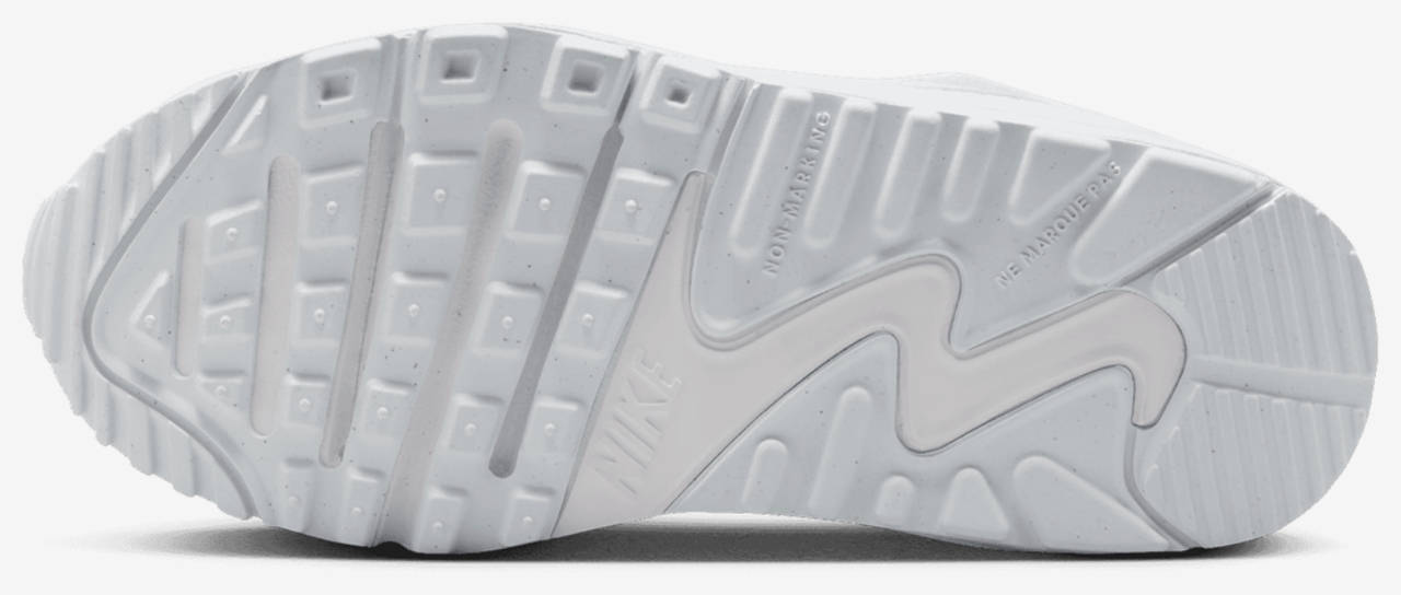 Nike Air Max 90 EasyOn Image 5 of 8. Tap to open photo gallery.
