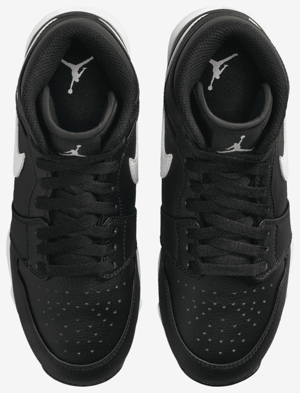 Jordan AJ 1 Mid Cleats Image 4 of 9. Tap to open photo gallery.