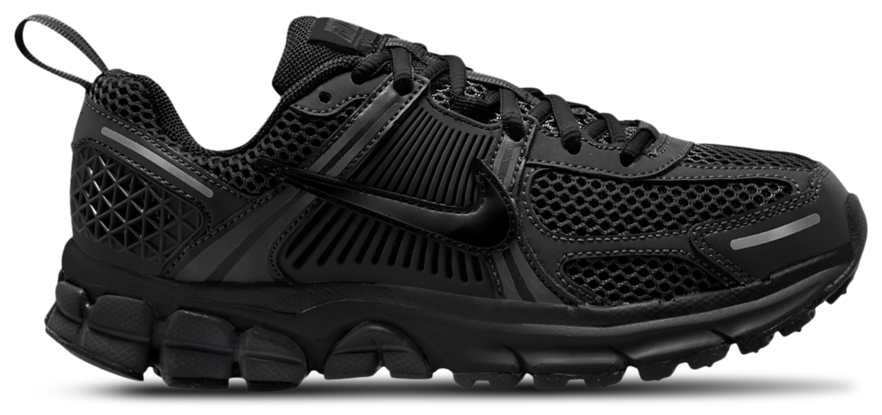 Nike Vomero 5 Image 1 of 4. Tap to open photo gallery.