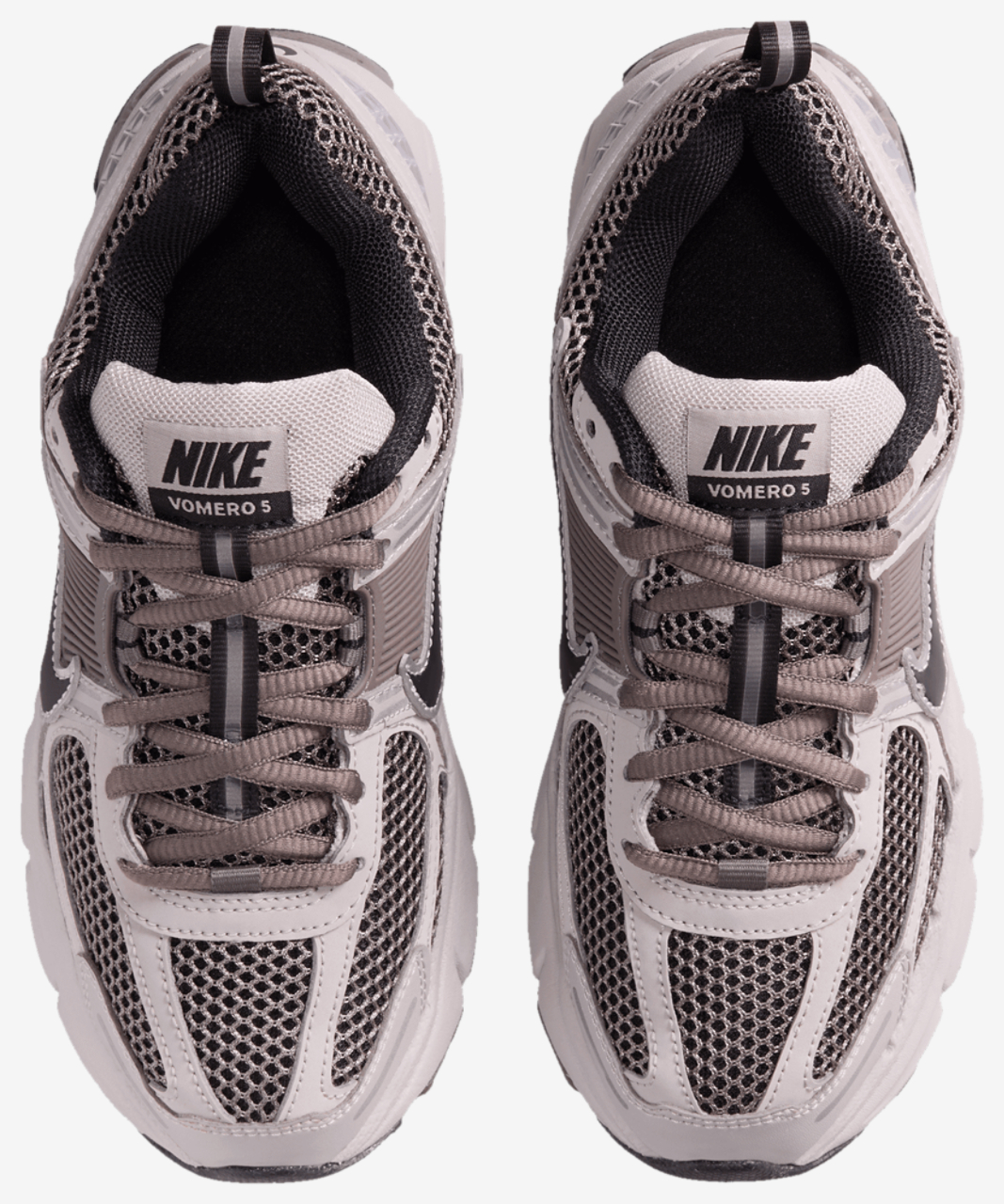 Nike Vomero 5 Image 4 of 8. Tap to open photo gallery.