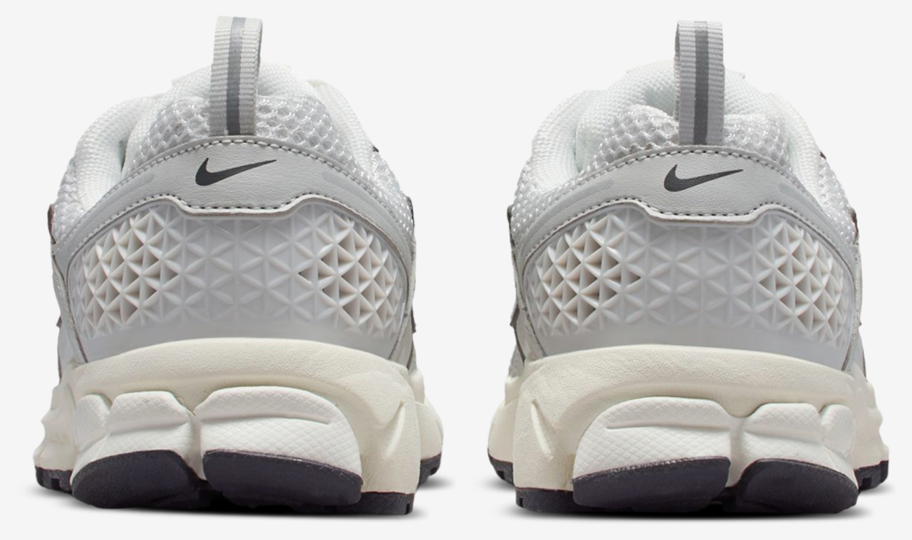 Nike Vomero 5 Image 3 of 8. Tap to open photo gallery.