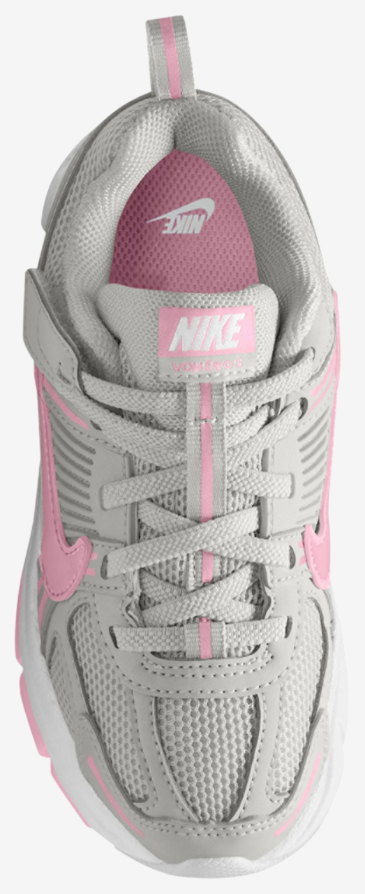 Nike Vomero 5 Image 3 of 4. Tap to open photo gallery.