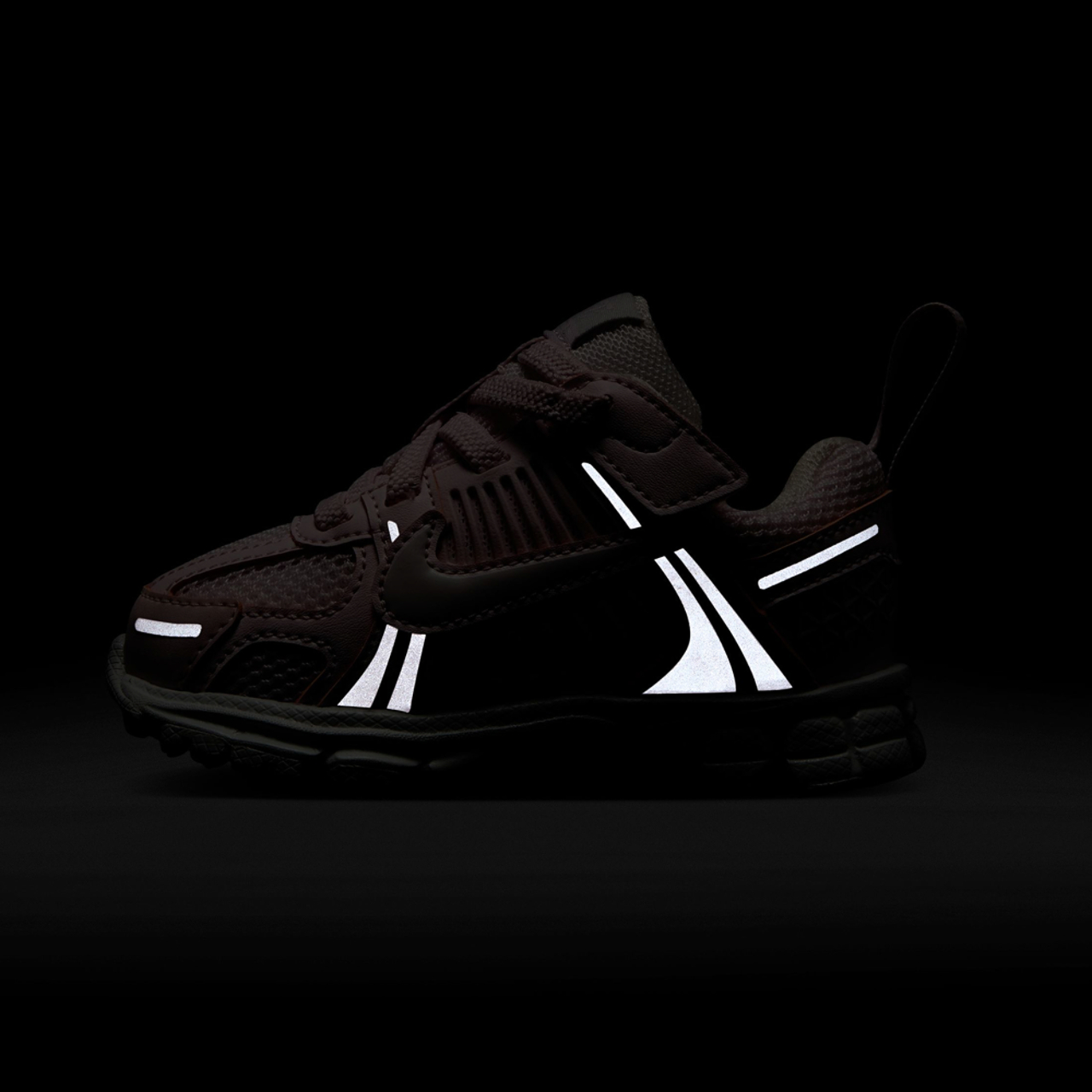 mooVOMERO 5 ★24㌢ NIKE公式】ナイキ ズーム ボメロ 5 メンズシューズ.オンライン