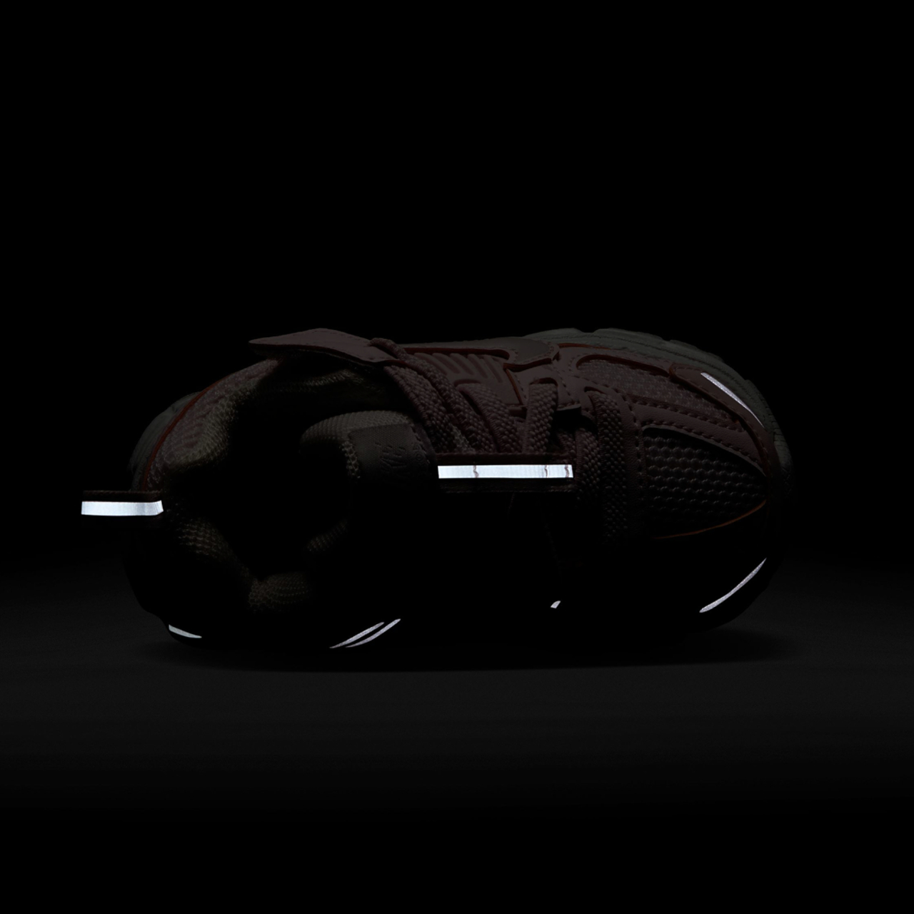 mooVOMERO 5 ★24㌢ NIKE公式】ナイキ ズーム ボメロ 5 メンズシューズ.オンライン