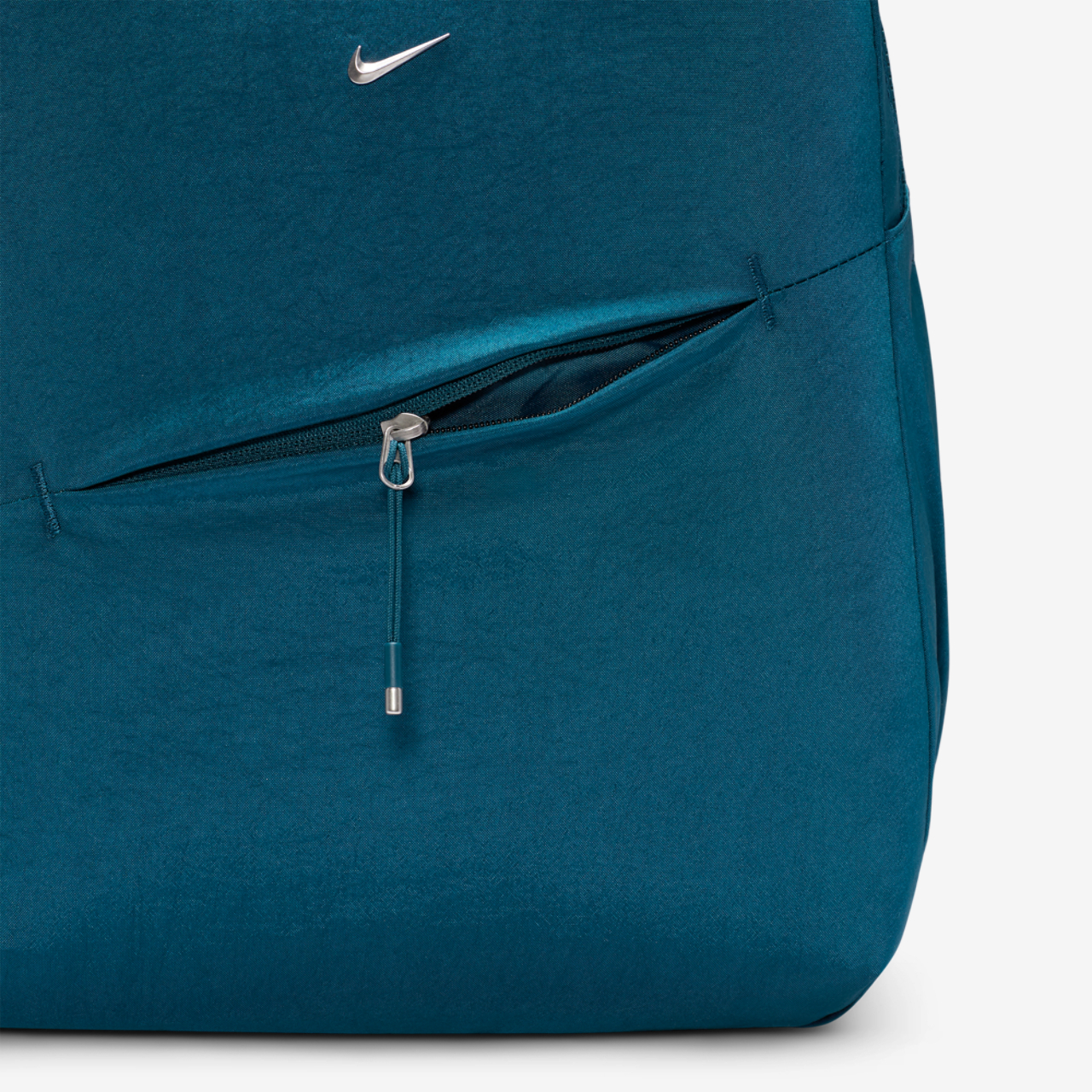 Nike Aura Backpack Image 5 of 6. Tap to open photo gallery.