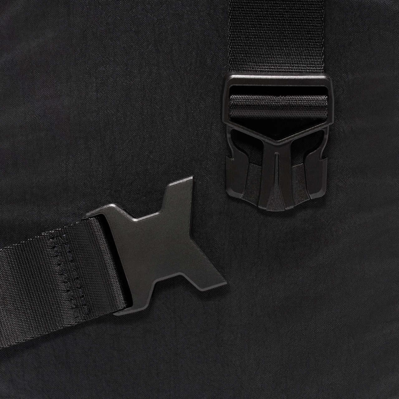 Nike Aura Crossbody Bag Image 5 of 6. Tap to open photo gallery.