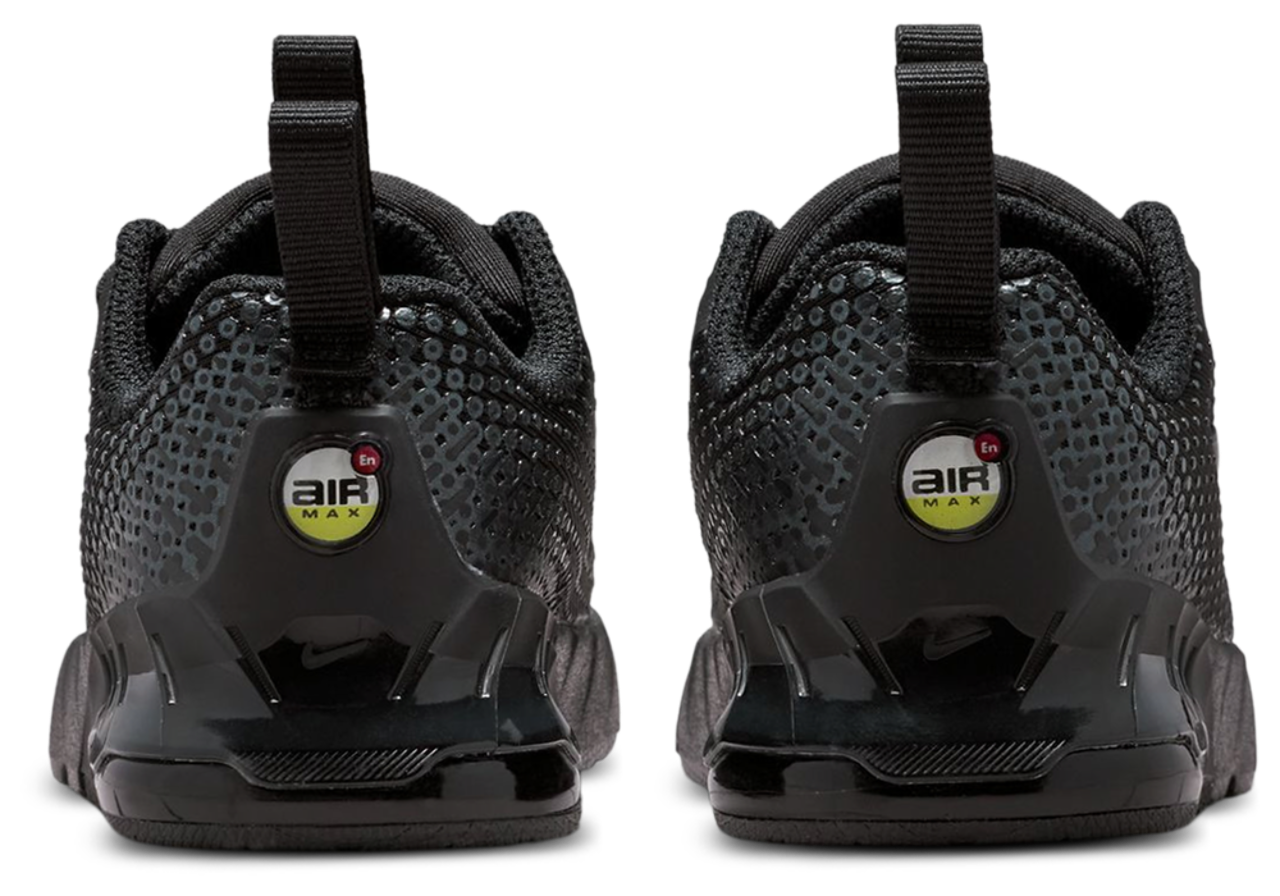 Nike Air Max Phoenix Image 3 of 5. Tap to open photo gallery.