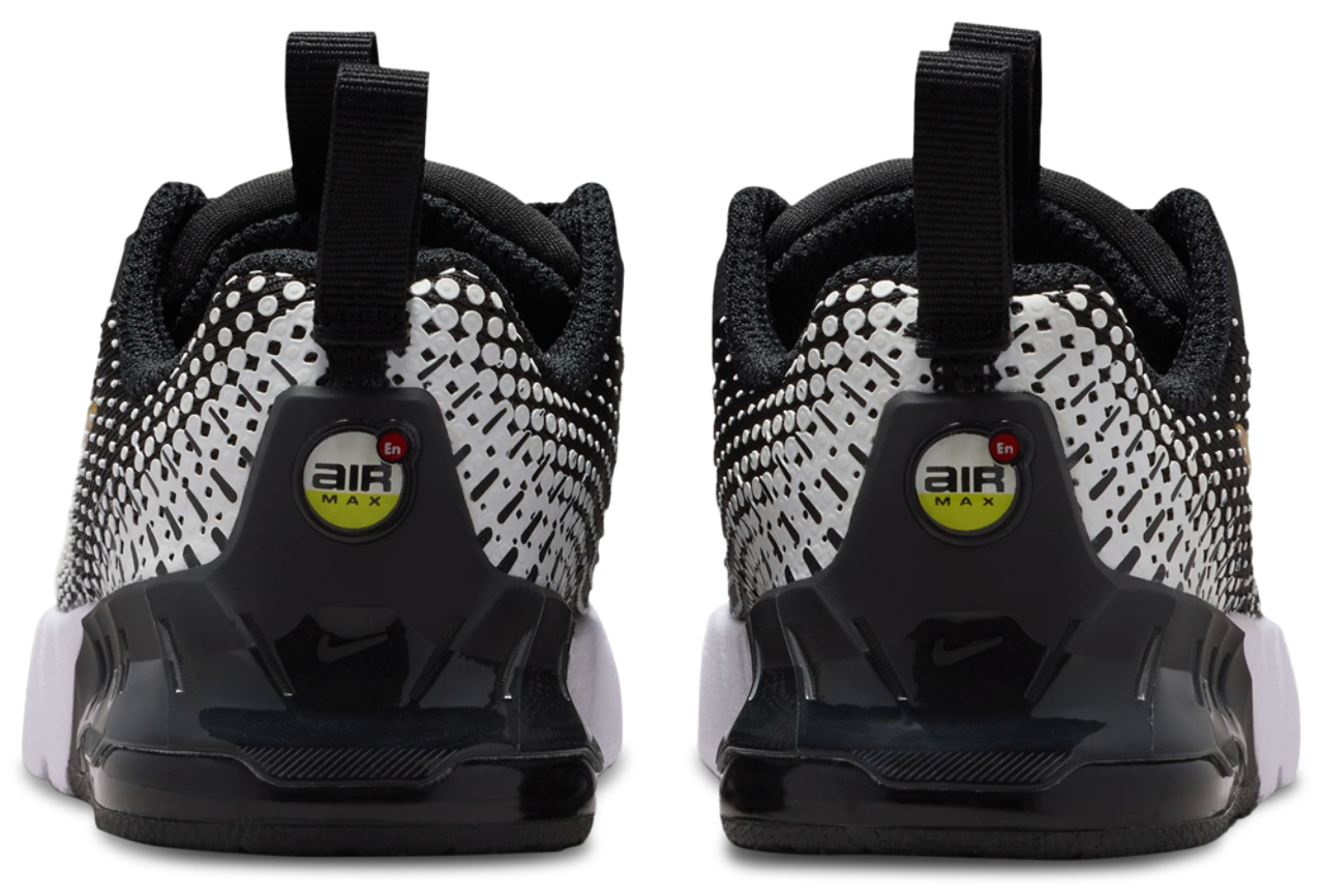Nike Air Max Phoenix Image 3 of 5. Tap to open photo gallery.