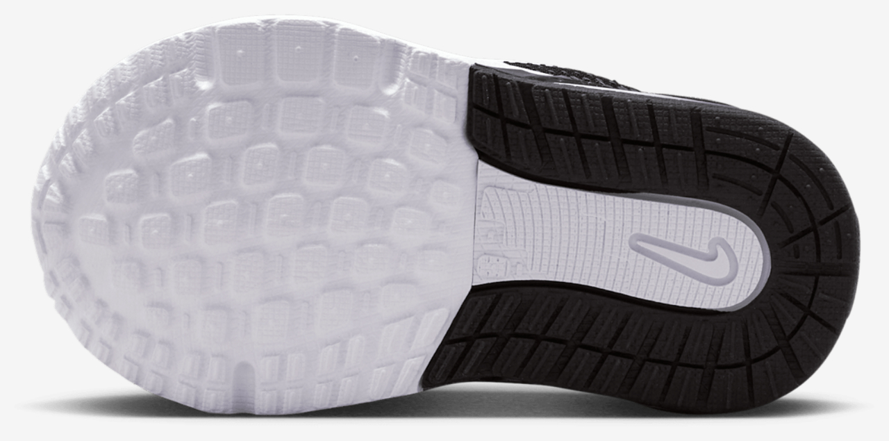 Nike Air Max Phoenix Image 5 of 5. Tap to open photo gallery.