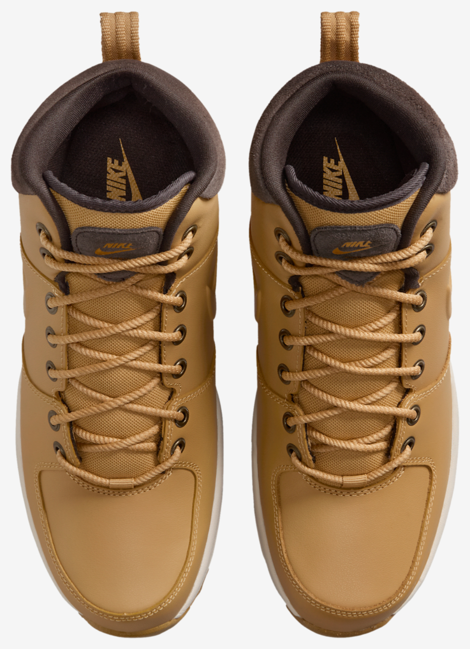 Nike Manoa Leather Image 4 of 8. Tap to open photo gallery.