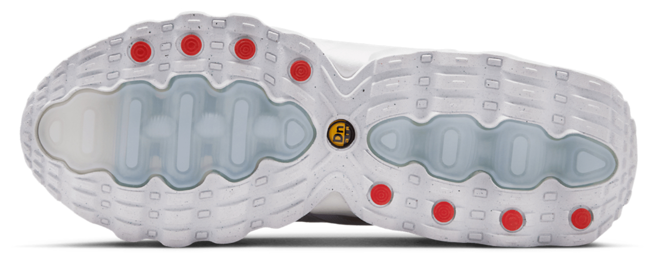 Nike Air Max DN8 Image 5 of 5. Tap to open photo gallery.