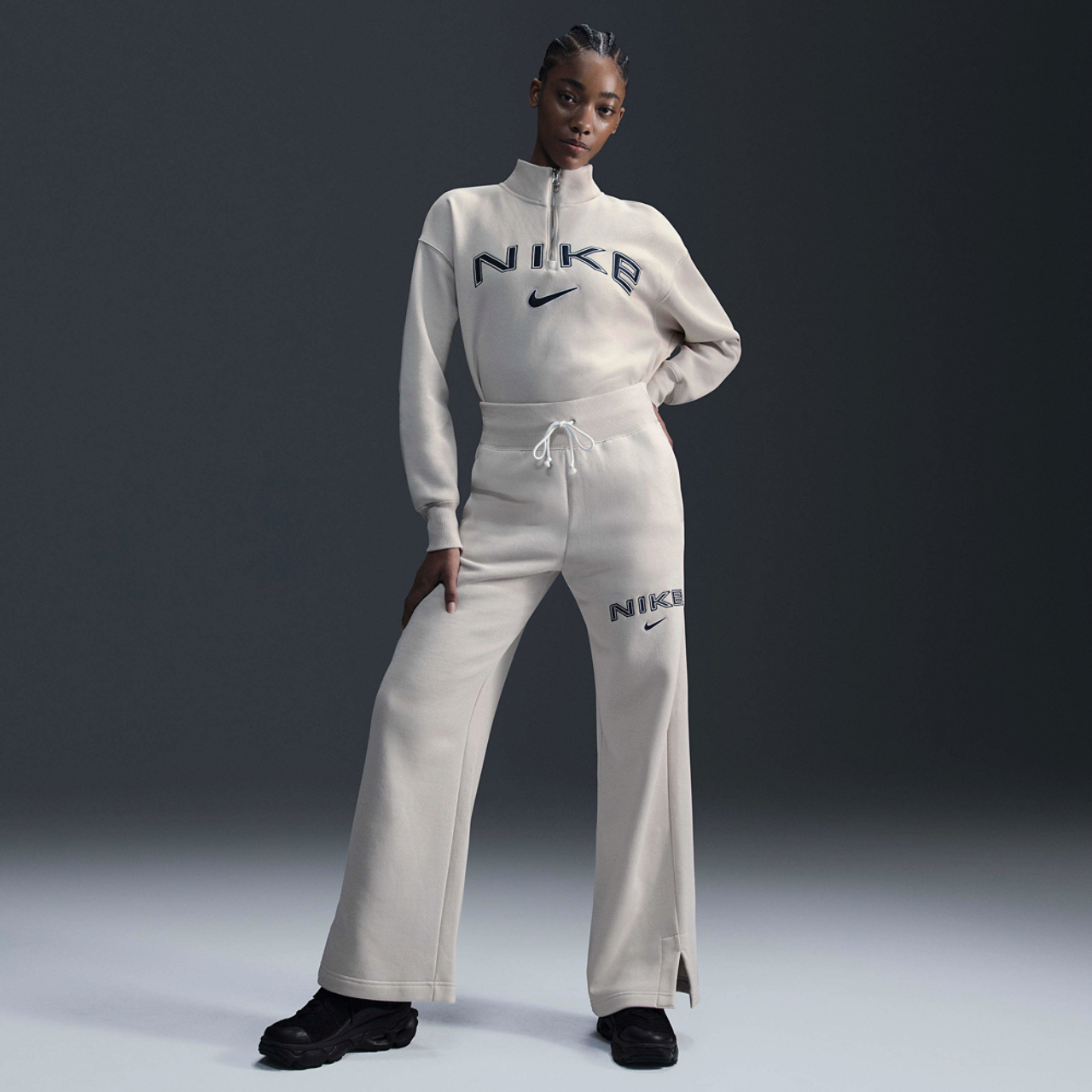 Nike NSW Phoenix Fleece HR Logo Pants Image 1 of 5. Tap to open photo gallery.