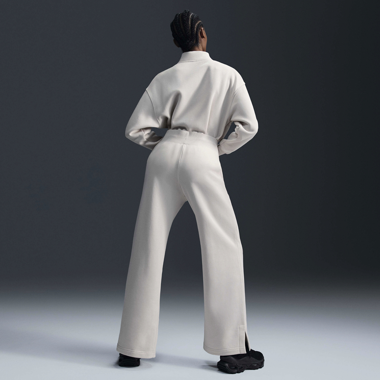 Nike NSW Phoenix Fleece HR Logo Pants Image 2 of 5. Tap to open photo gallery.