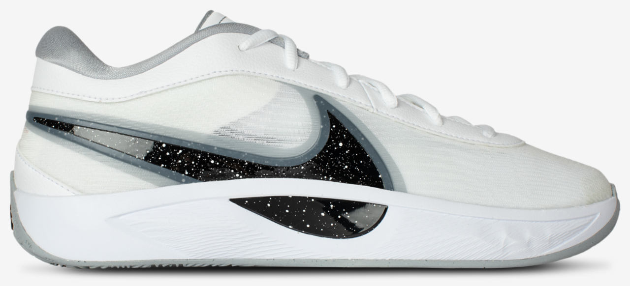 Nike Zoom Freak 6 Image 1 of 5. Tap to open photo gallery.