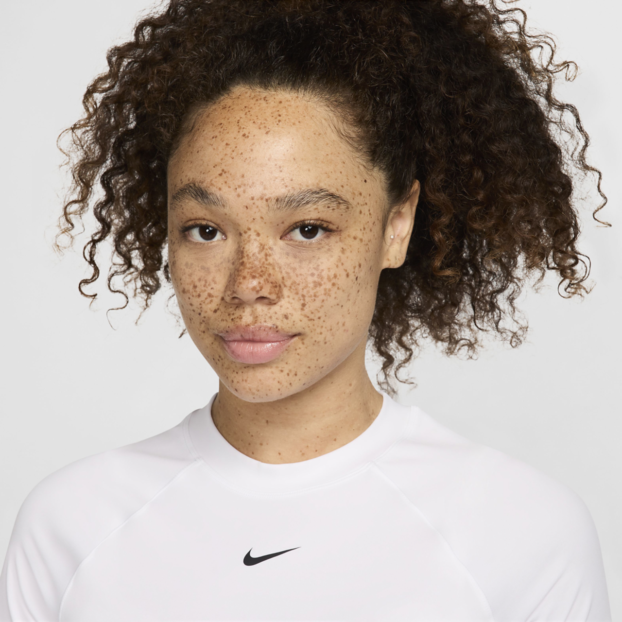 Nike Pro DF SS Baselayer Image 3 of 5. Tap to open photo gallery.
