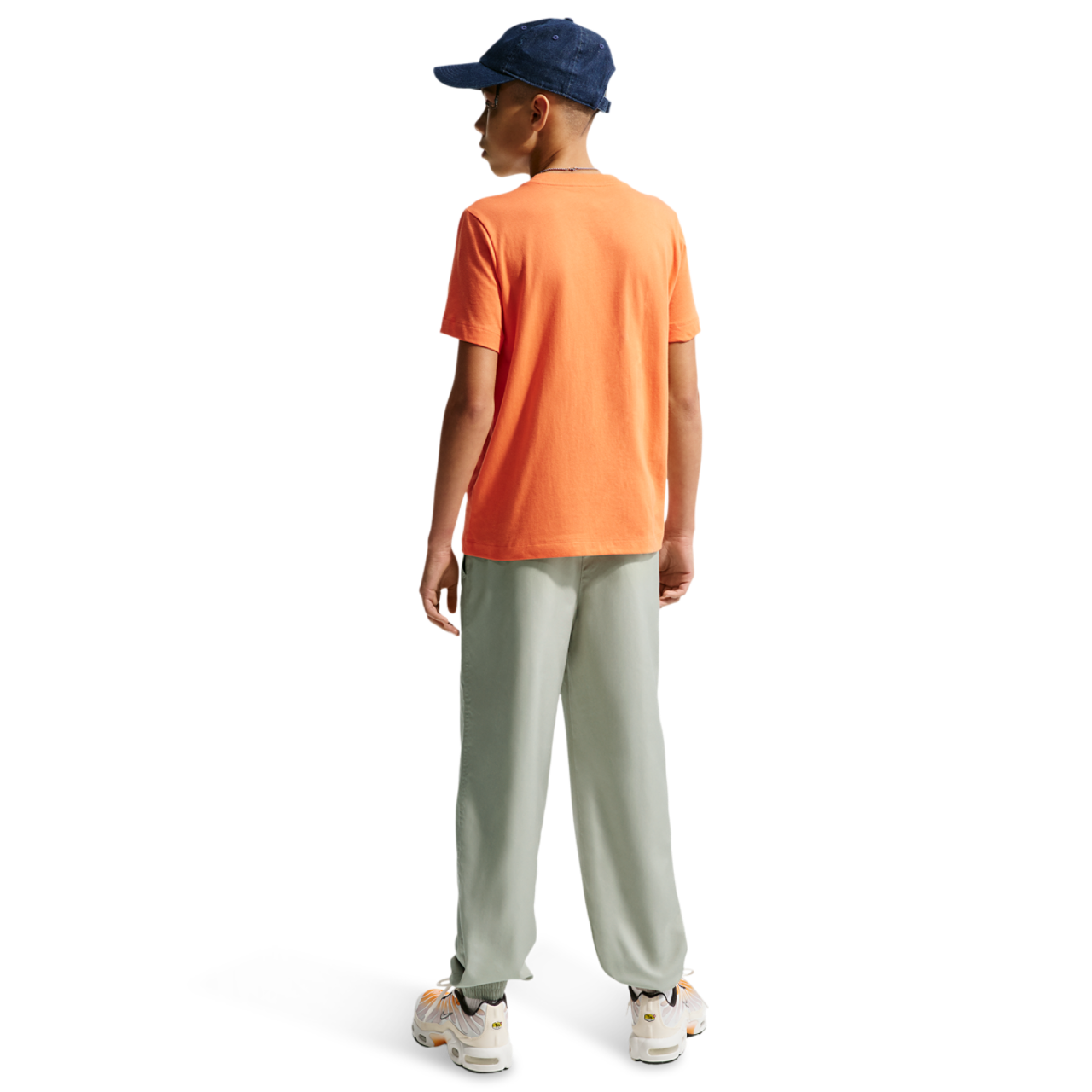 Nike Club Woven LBR Joggers Image 4 of 4. Tap to open photo gallery.