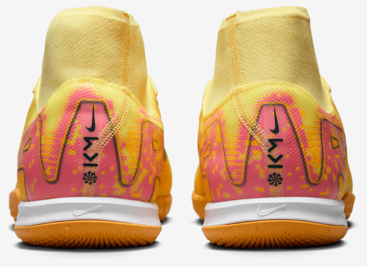 Nike Zoom Superfly 10 Academy KM IC Image 3 of 5. Tap to open photo gallery.