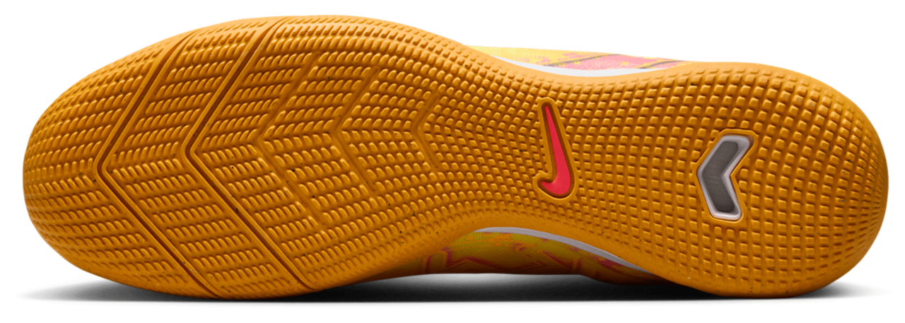 Nike Zoom Superfly 10 Academy KM IC Image 5 of 5. Tap to open photo gallery.