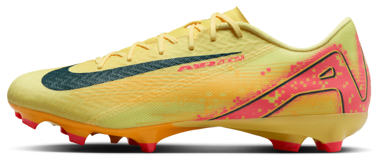 Nike Zoom Vapor 16 Academy KM FG/MG Image 2 of 8. Tap to open photo gallery.