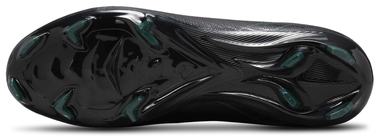 Nike Zoom Vapor 16 Pro FG Image 5 of 5. Tap to open photo gallery.