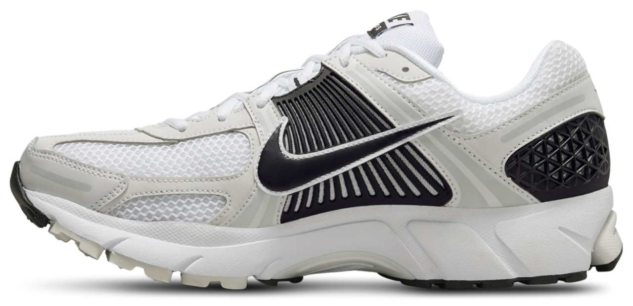 Nike Vomero 5 Image 2 of 6. Tap to open photo gallery.