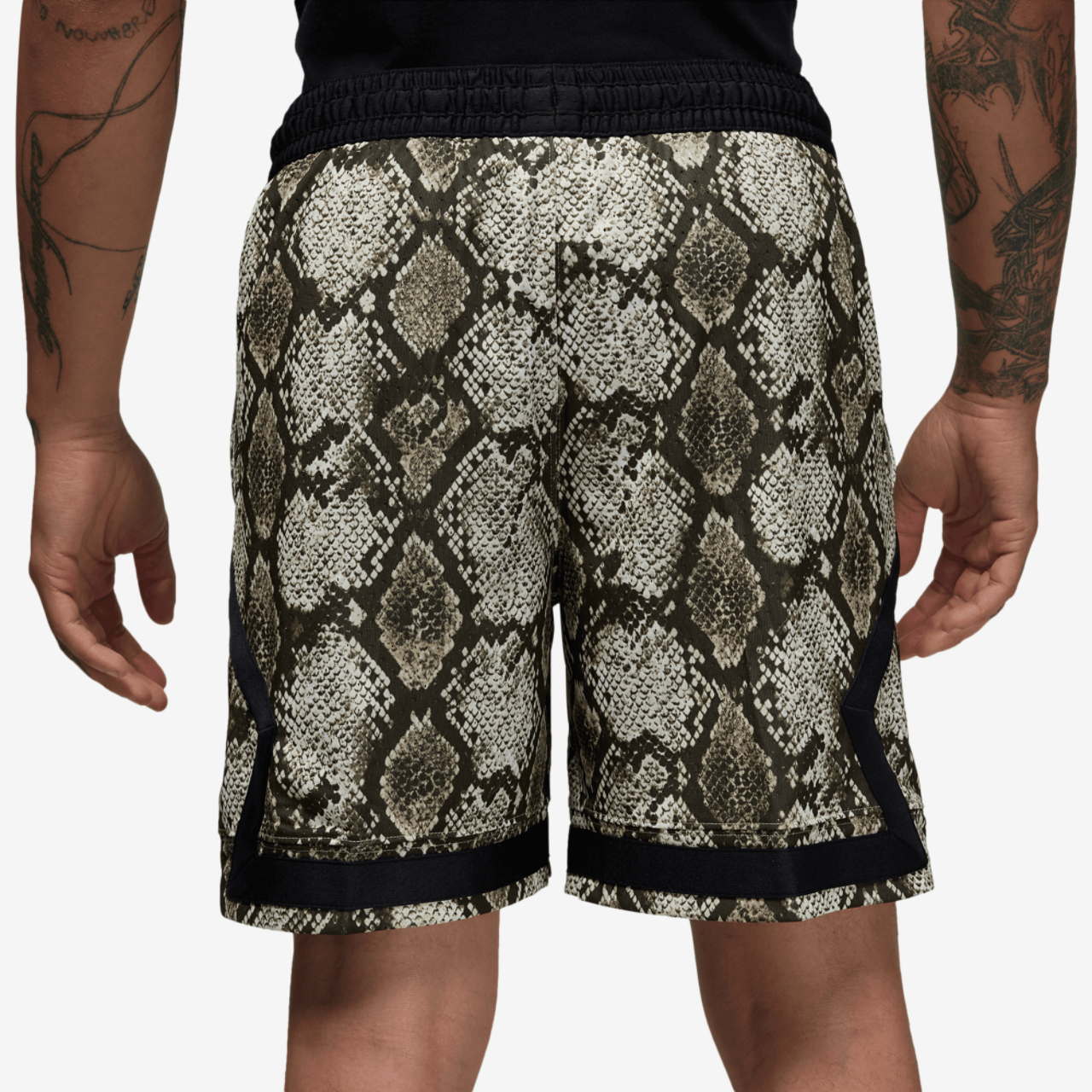 Jordan Dri-FIT Sport Diamond Printed Shorts Image 2 of 6. Tap to open photo gallery.