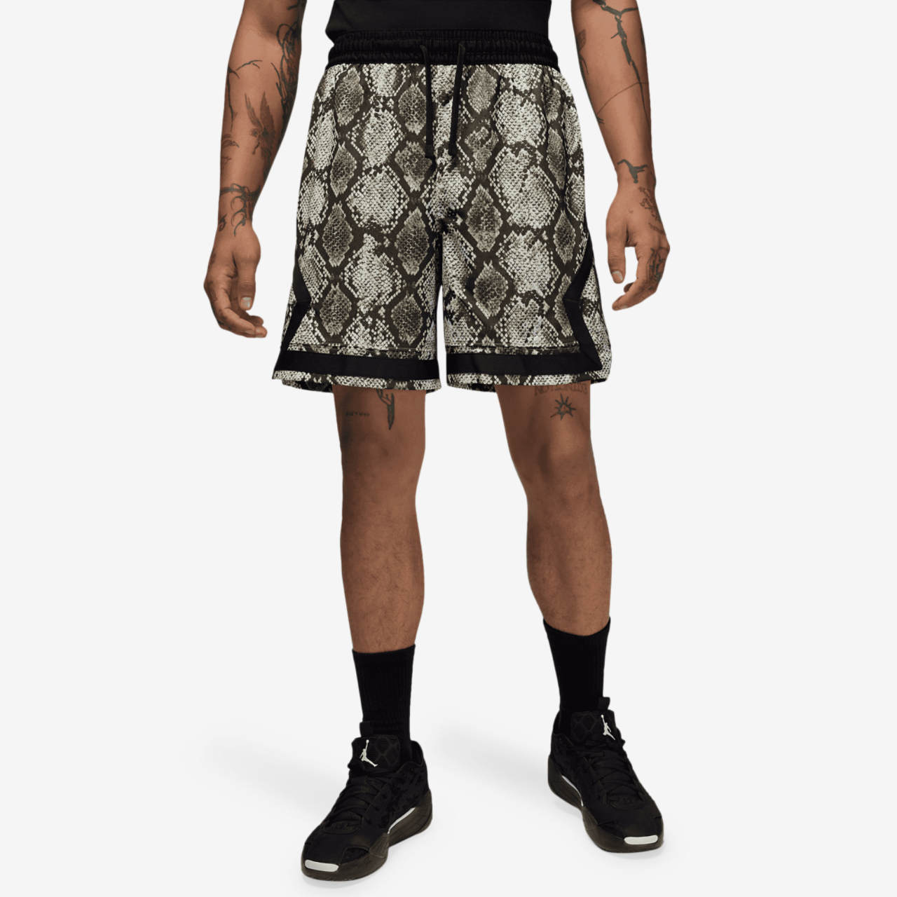 Jordan Dri-FIT Sport Diamond Printed Shorts Image 5 of 6. Tap to open photo gallery.