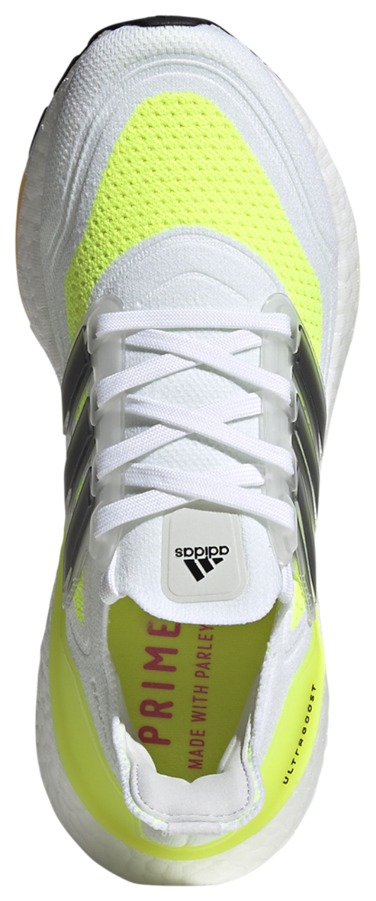 adidas Ultraboost 21 Image 4 of 6. Tap to open photo gallery.