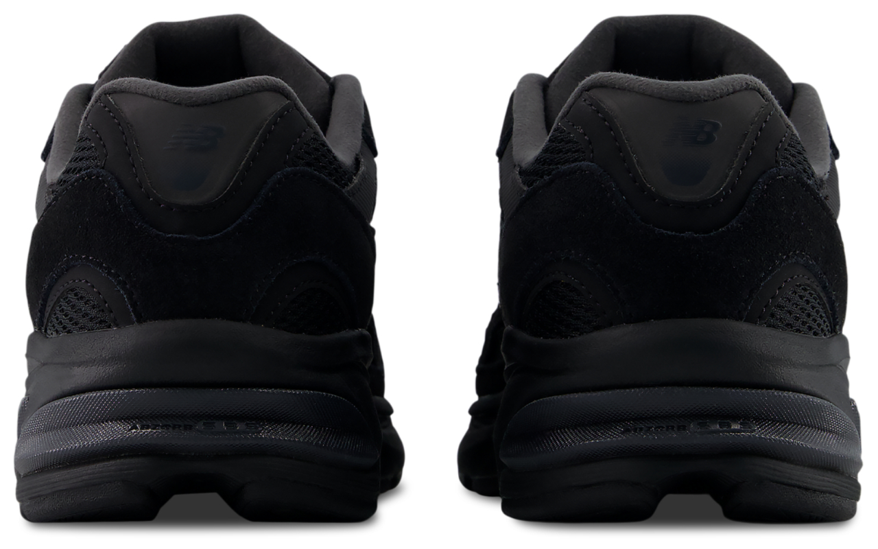 New Balance 2010 Image 3 of 6. Tap to open photo gallery.