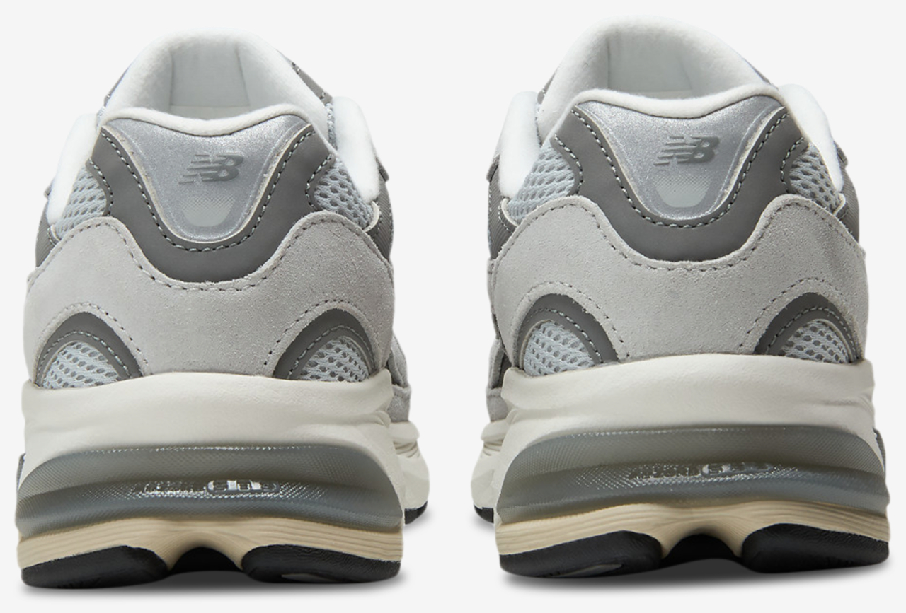 New Balance 2010 Image 3 of 5. Tap to open photo gallery.