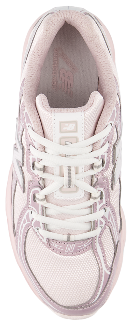 New Balance 740 Image 3 of 4. Tap to open photo gallery.