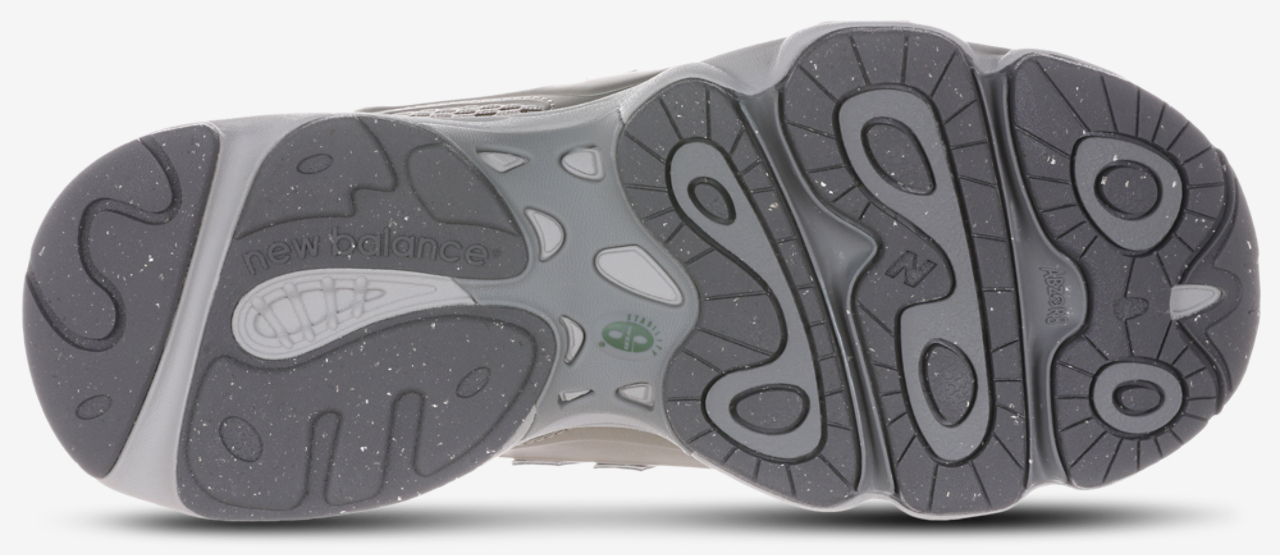 New Balance 1000 Image 5 of 5. Tap to open photo gallery.
