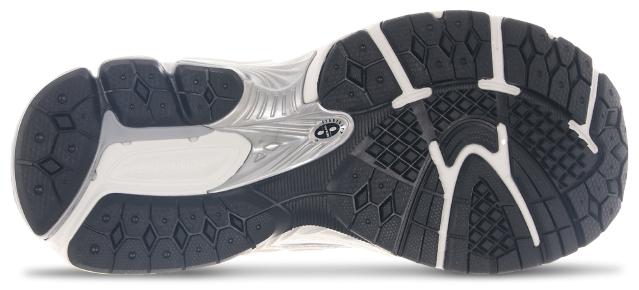 New Balance 1906 Image 3 of 3. Tap to open photo gallery.