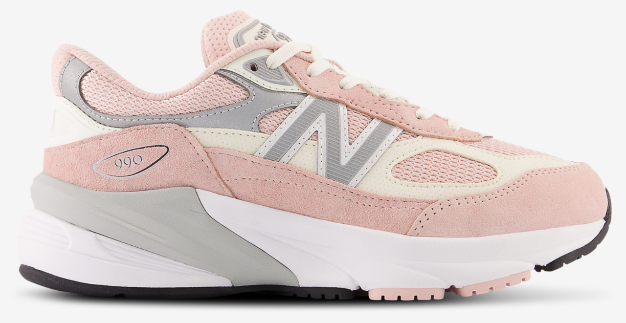 New Balance 990 Image 1 of 7. Tap to open photo gallery.