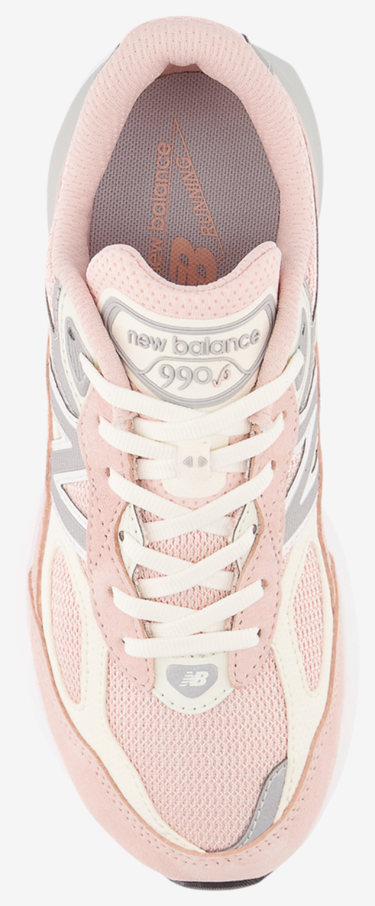 New Balance 990 Image 3 of 4. Tap to open photo gallery.