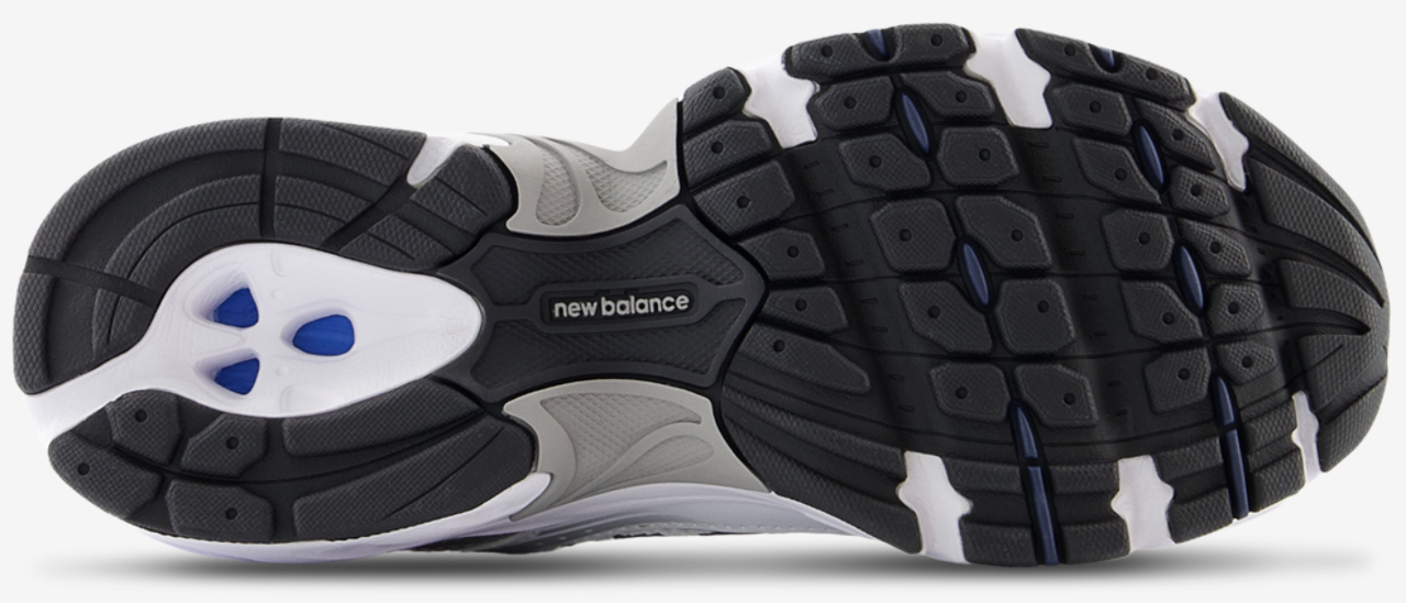 New Balance 530 Image 4 of 4. Tap to open photo gallery.