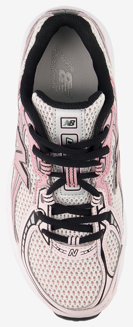 New Balance 740 Image 4 of 5. Tap to open photo gallery.