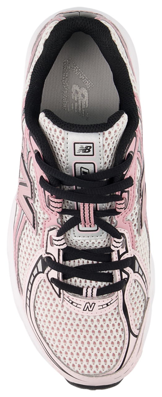 New Balance 740 Image 4 of 5. Tap to open photo gallery.