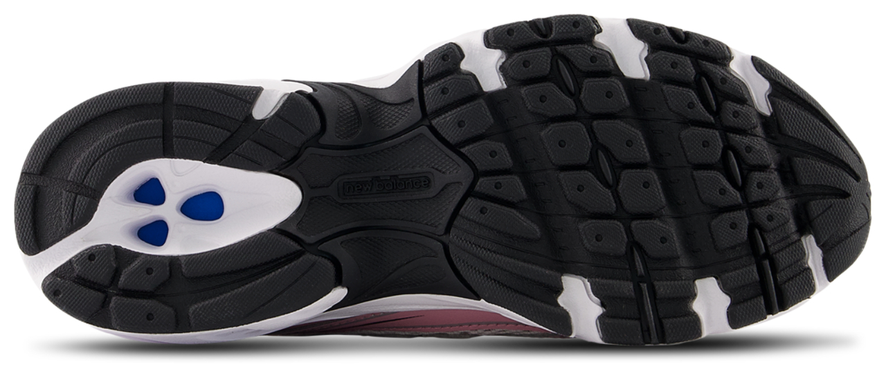New Balance 740 Image 5 of 5. Tap to open photo gallery.