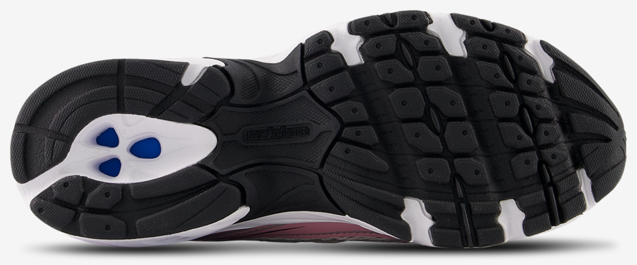 New Balance 740 Image 5 of 5. Tap to open photo gallery.
