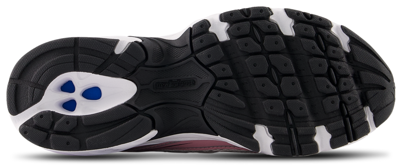 New Balance 740 Image 5 of 5. Tap to open photo gallery.