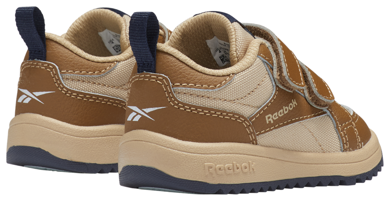 Reebok Weebok Clasp Low Image 3 of 5. Tap to open photo gallery.