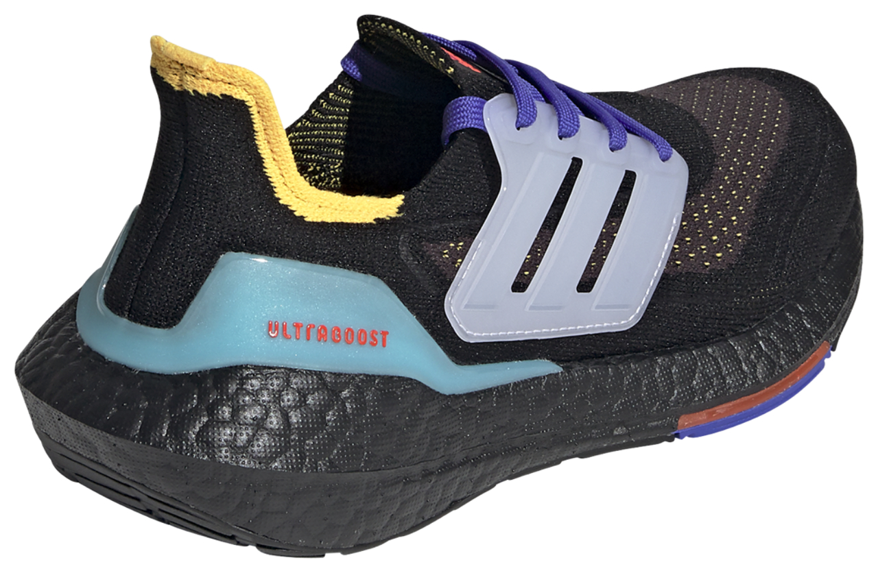 adidas Ultraboost 21 Image 3 of 7. Tap to open photo gallery.